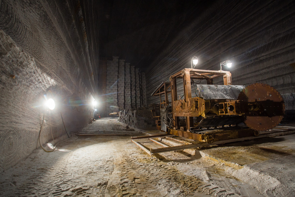 Aus Salz erzeugt die Chemie Chlorgas und Natronlauge. Foto: stock.adobe.com/Mishainik