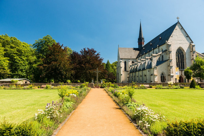 Blick auf das Kloster Marienthal