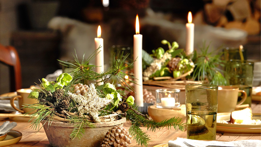 Zapfen und Glitzer: Adventsgestecke mit Steckschaum von Smithers Oasis -  Wir.Hier.