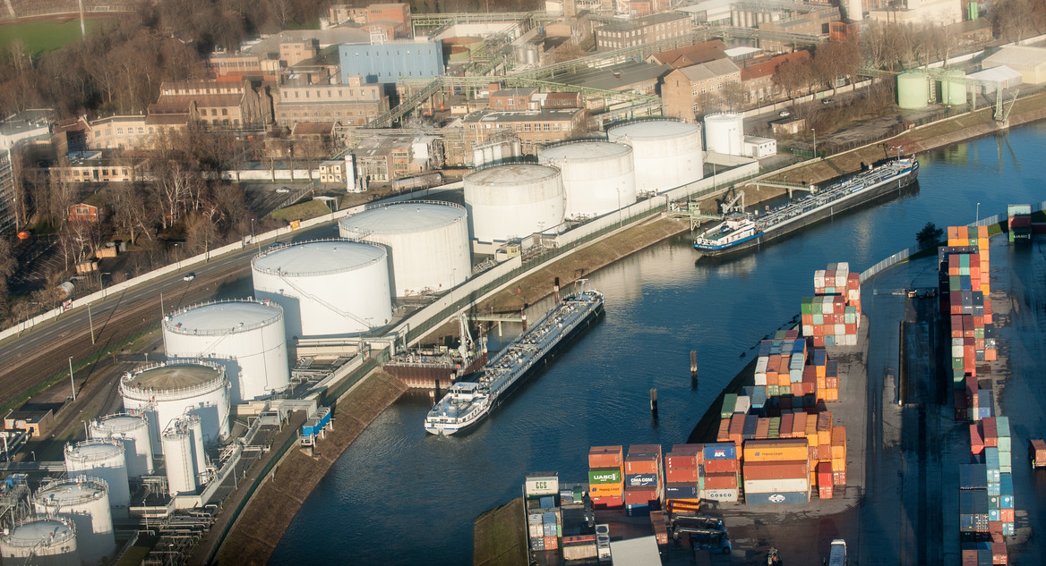 Industrieanlagen in Ludwigshafen am Rhein.