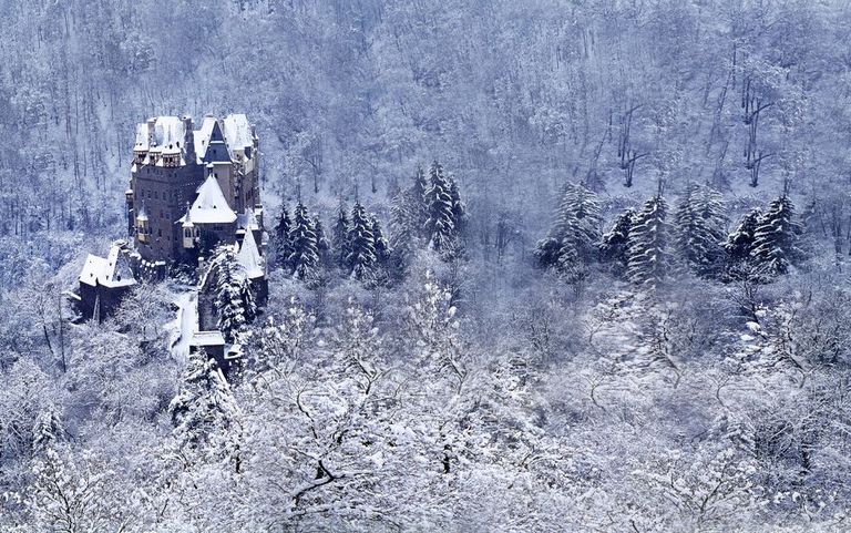 Burg Eltz in der Eifel