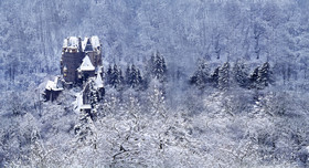 Burg Eltz in der Eifel