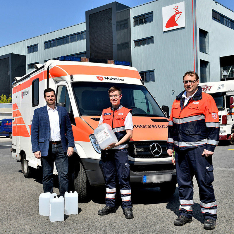 Schnelle Hilfe: Desinfektionsmittel gehen im Frühjahr zum Selbstkostenpreis an lokale Alten- und Pflegeheime, Rettungsdienste sowie Abteilungen der Stadt Mainz. Foto: Werner & Mertz