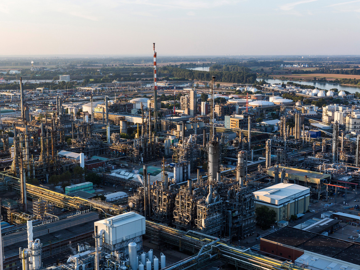 Wie die Chemieindustrie Rheinland-Pfalz prägt – Zahlen und Hintergründe