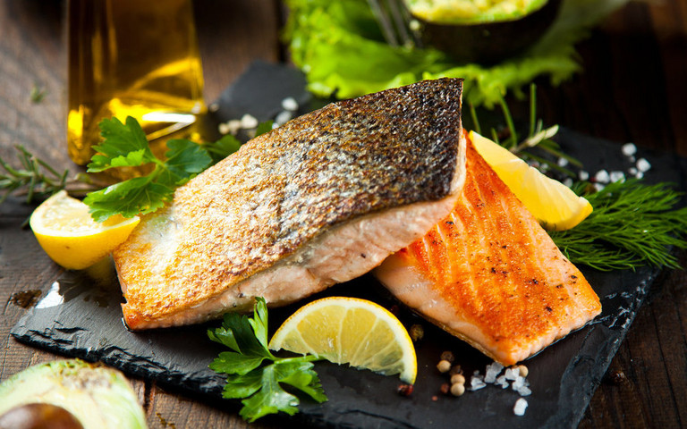 Mittagessen für Büroarbeiter Leichteres Mittagessen. Foto: AdobeStock