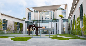 Außenansicht des Bundeskanzleramts in Berlin.