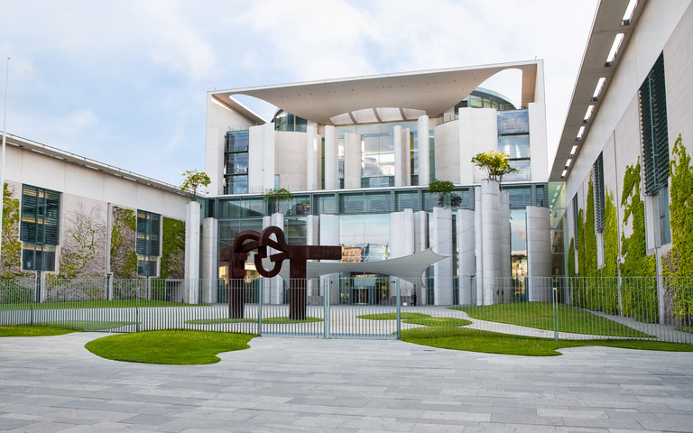 Außenansicht des Bundeskanzleramts in Berlin.