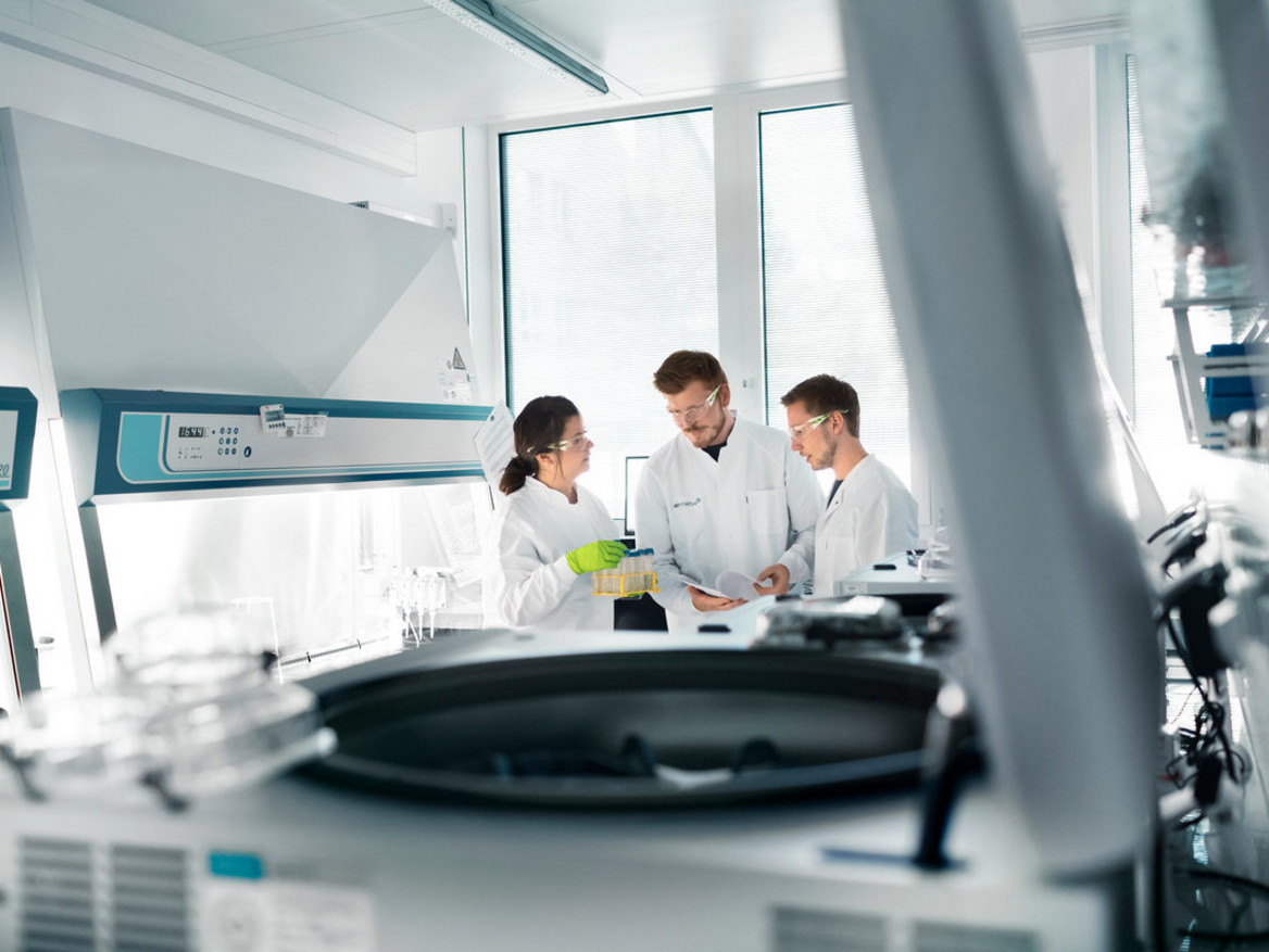 Wissenschaftler des Biotech-Unternehmens Biontech in Mainz haben bereits einen Impfstoff entwickelt.