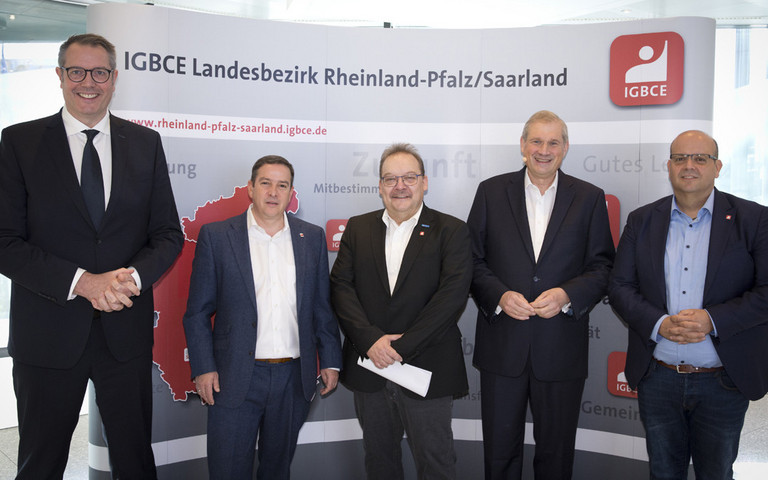 Sozialpartner und Politik wollen Rezession verhindern