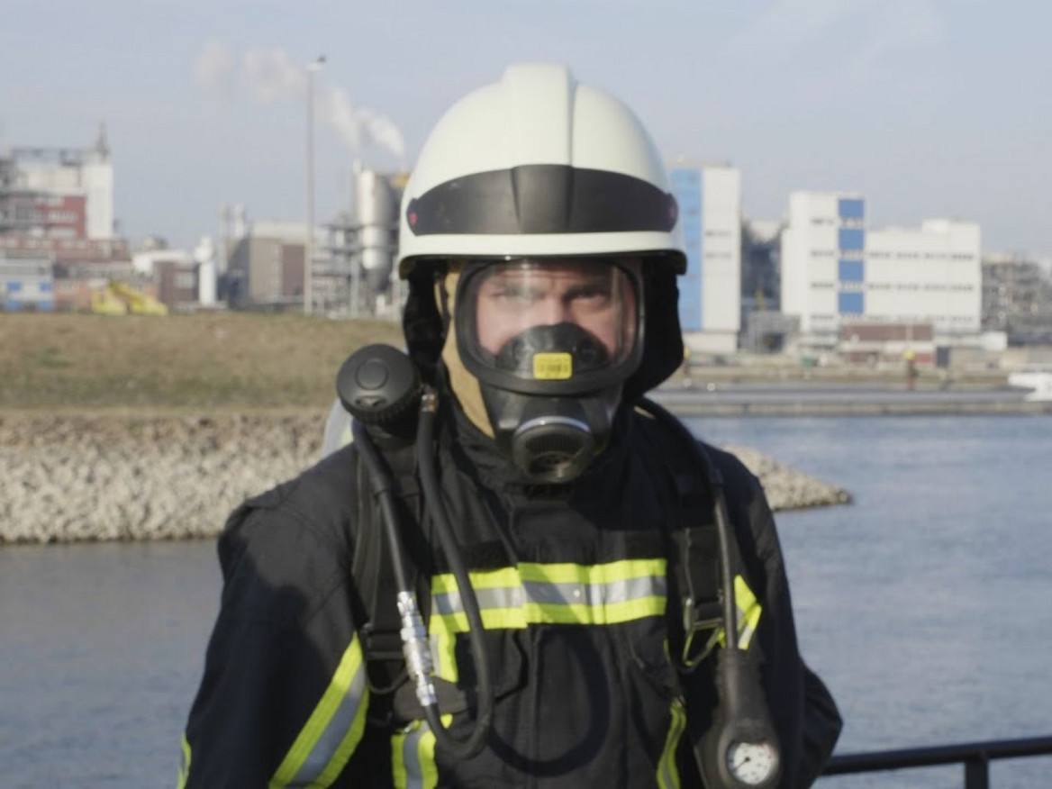 Feuerwehrübung: Einsatz auf dem Rhein